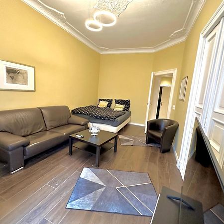 Schoenes Grosses Apartment Im Zentrum Berlins Экстерьер фото